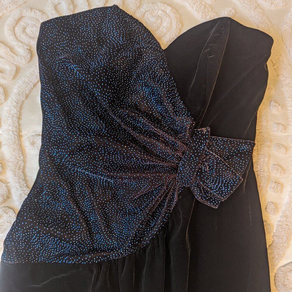 VINTAGE Hearts strapless velvet and blue sparkles pencil dress formal 9-10